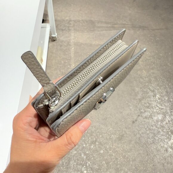 Marc Jacobs 2F5SMP066S01 J Marc Mini Compact Wallet Authentic‼️ - Picture 3 of 9